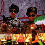 میدان‌داری کودکان مشهدی در تجمعات شبانه