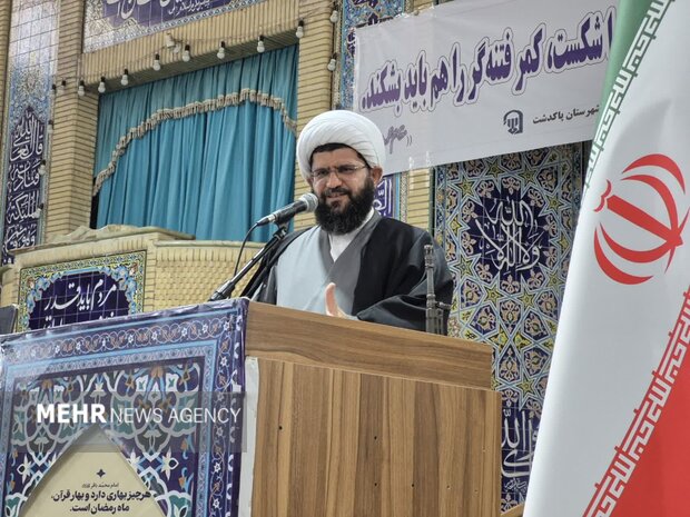 هشدار امام جمعه پاکدشت: تا ۱۴۱۵ رشد جمعیت ایران به صفر می‌رسد