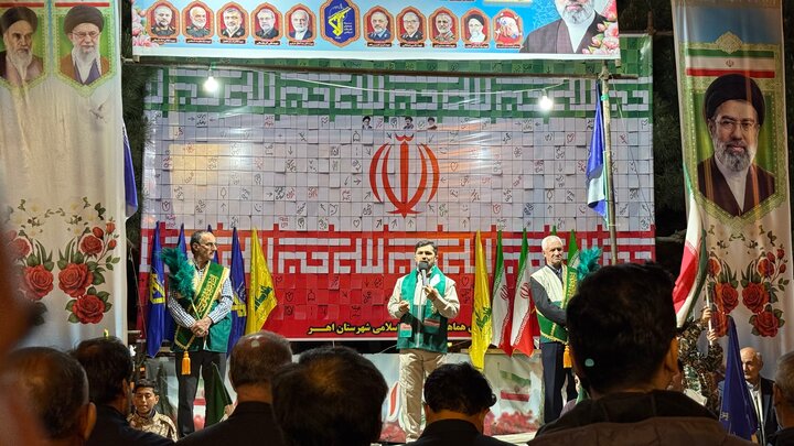 هفتاد و پنجمین تجمع شبانه مردم اهر با حضور خادمیاران رضوی