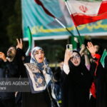 هم‌خوانی نوحه «باید برخاست» در اجتماع قمی‌ها