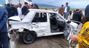 واژگونی پراید در اتوبان کاشان-قم ۵ مصدوم داشت