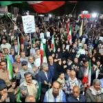 پرچم‌داری بروجردی‌ها در سنگر خیابان با فریاد «یا علی»