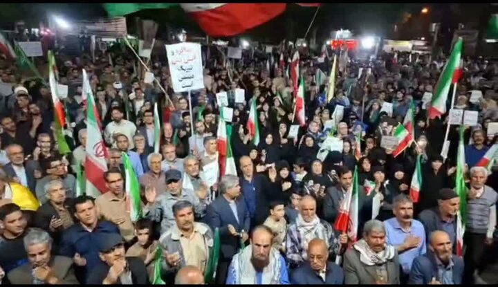 پرچم‌داری بروجردی‌ها در سنگر خیابان با فریاد «یا علی»