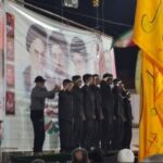 گروه سرود امام رضایی های لنگرود از مردم در میدان خواندند