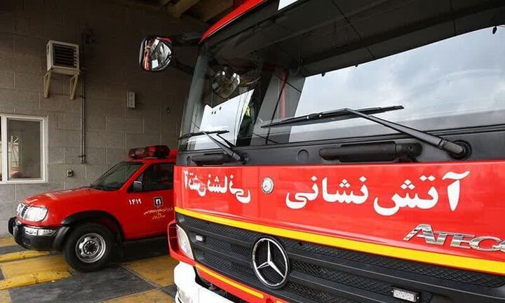 آتش‌سوزی ناشی از برخورد دو کامیون در محور اهواز به شوش مهار شد