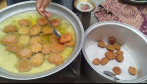 آیین سنتی «کاکا پزان» در محله جسیدان آستانه اشرفیه