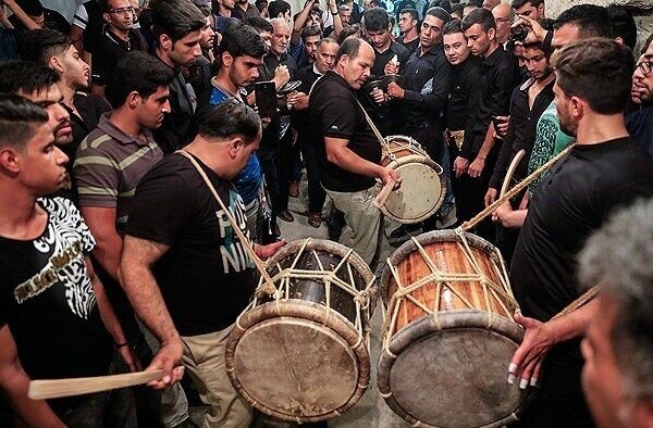 از سنج و دمام تا سینه‌زنی سنتی؛ آیین‌های منحصربه‌فرد عزاداری در بوشهر