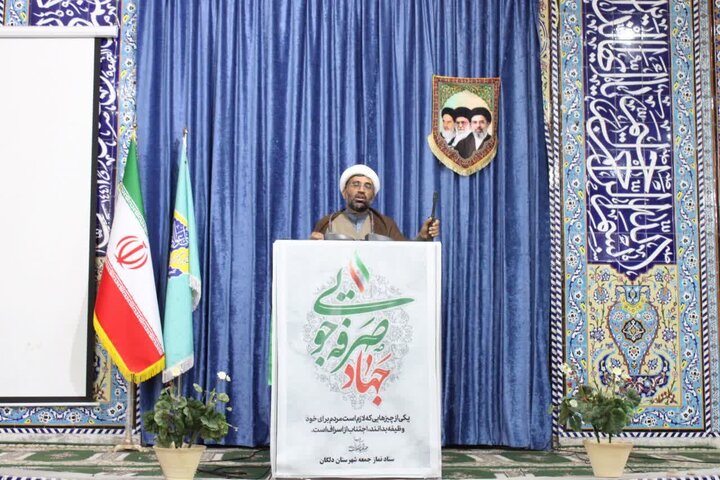 امام جمعه موقت دلگان: حمایت از کشاورزی کلید حل بیکاری در منطقه است