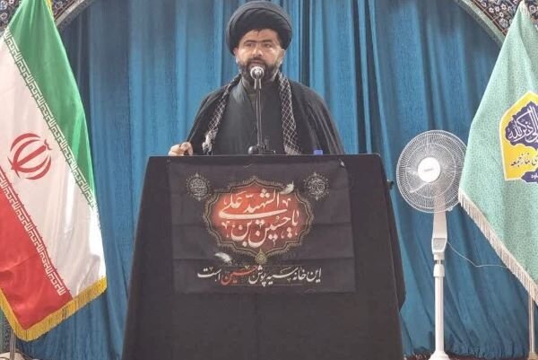 امام جمعه موقت گناوه: کاشت گونه‌های سازگار با اقلیم مد نظر قرار گیرد