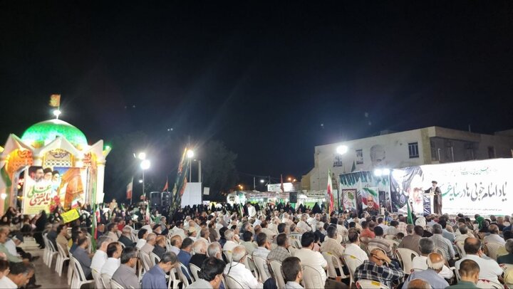 امام جمعه گناوه: امام خمینی (ره)  احیاگر فرهنگ ولایت در عصر حاضر بود