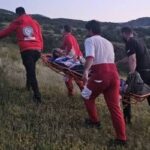 امدادرسانی به مصدومِ ناشی از حمله خرس در ارتفاعات روستای گلوسنگ کلیبر