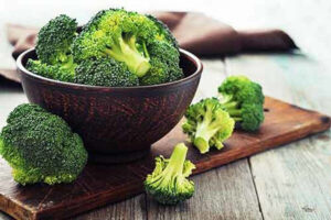 با مصرف این سبزی پرفایده از ۵ بیماری خطرناک نجات پیدا می‌کنید