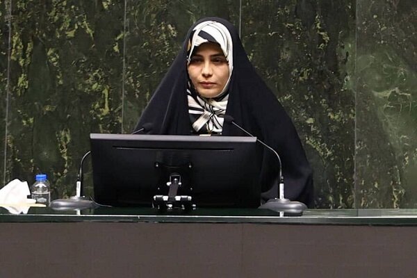 جراره: تنگه هرمز تحت کنترل ایران خواهد بود