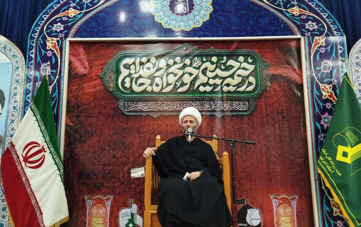 حجت‌الاسلام اختردانش: بصیرت شرط ماندگاری در جبهه حق است
