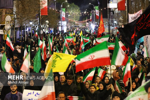 حضور باشکوه و عزتمندانه زنجانی ها در میدان