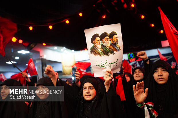 حضور حسین محمدی جانباز سرافراز جنگ رمضان در مراسم شب تاسوعا