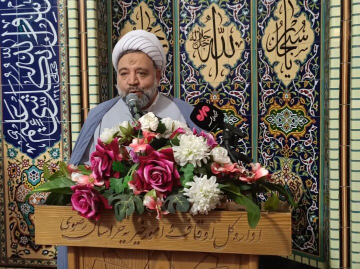 خطبا و ذاکران اهل‌بیت(ع) رسانه صادق ارزش‌های انقلاب و ولایت باشند