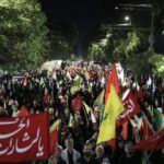 دانسفهان در شب ۱۱۱؛ اجتماع مردمی در سایه عطر محرم
