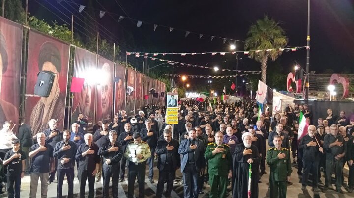 دانسفهان در شب ۱۱۷؛ اجتماع عاشورایی مردم در شام غریبان شهدای کربلا