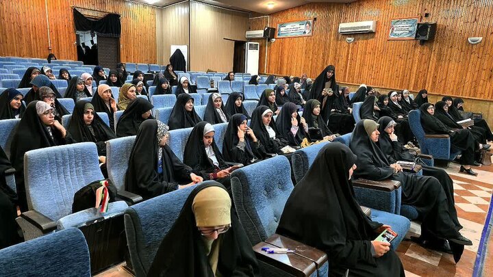 رویداد تربیتی دختران جانفدا در بوشهر برگزار شد رویداد تربیتی دختران جانفدا در بوشهر برگزار شد