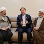 زارع: برنامه‌های حمایت از خانواده‌های شهدای جنگ رمضان تداوم یابد