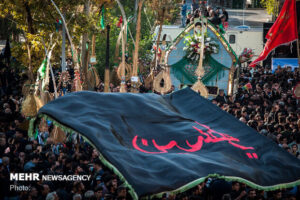 سوگِ یازدهم با شکوه نخل‌گردانی در شاهرود