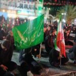شکوه ارادت حسینی مردم محلات در دسته عزاداری شب هشتم محرم