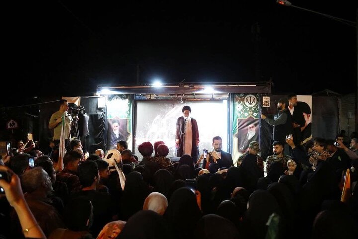 صد شب مقاومت مردم، عزت اسلام را در جهان به نمایش گذاشت