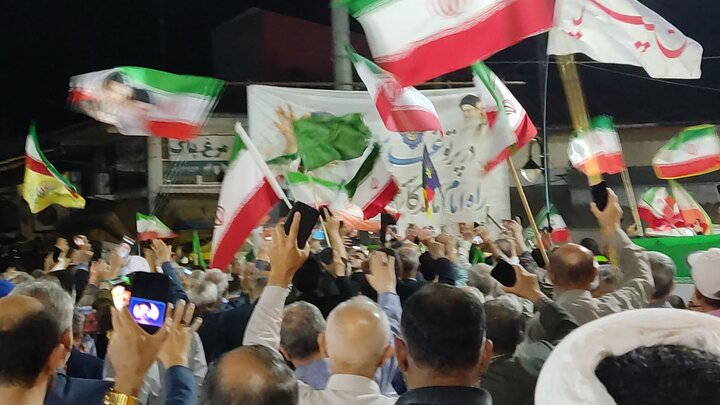 ضیاء‌آباد در نودوششمین شب حضور؛ مردم بار دیگر پای کار انقلاب آمدند