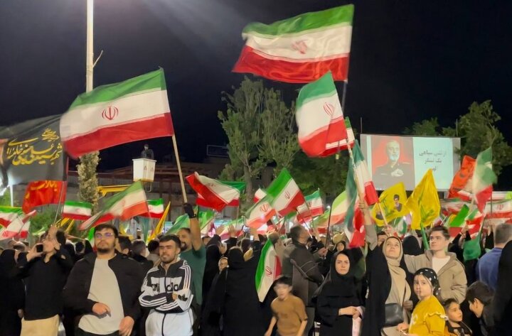 ضیاء‌آباد در نودونهمین شب؛ استمرار حضور مردمی در حمایت از انقلاب