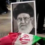 طراحی چهره رهبر شهید در تجمعات حماسی مردم همدان