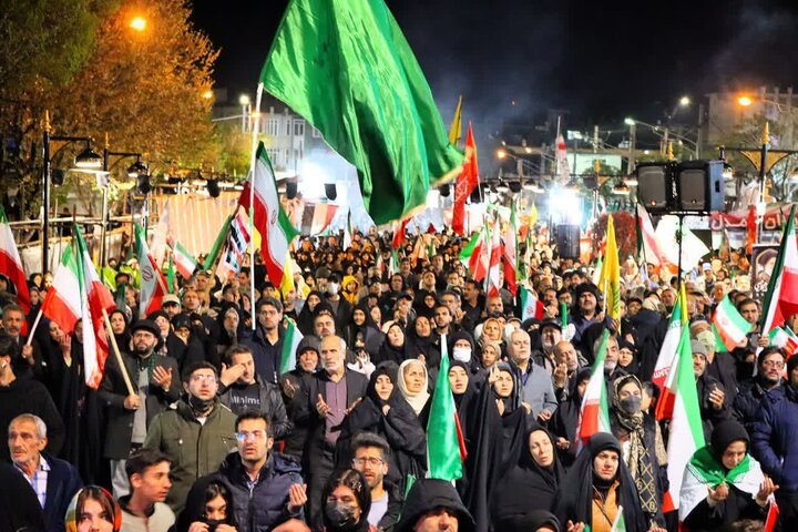 طنین همبستگی در دانسفهان؛ نودوسومین شب حضور مردمی رقم خورد