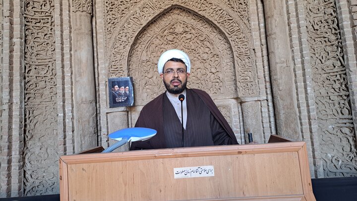 عرب‌سعیدی: مسئولان باید در برابر مطالبات معیشتی مردم پاسخگو باشند
