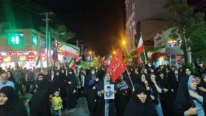 عزاداران حسینی غرق در سوگ علمدار کربلا در ساوه