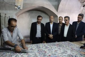 فرش دستباف یزد؛ شناسنامه فرهنگی و اولویت اصلی اشتغال‌زایی استان است