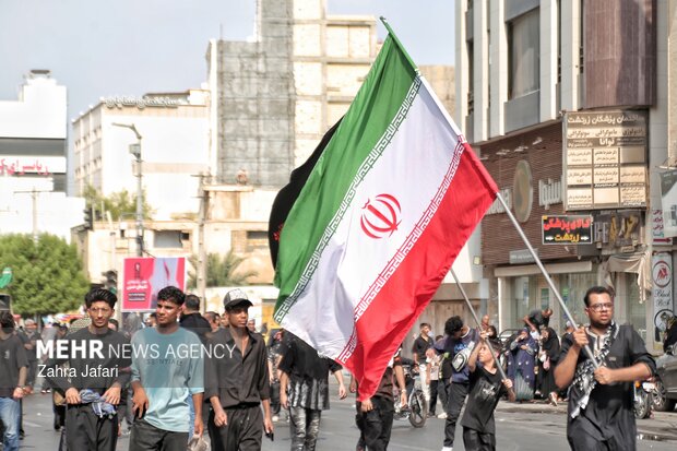 فریاد « مرگ بر آمریکا و اسرائیل» عزاداران لرستانی