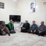 مسئولان استان بوشهر به دیدار خانواده شهدا رفتند