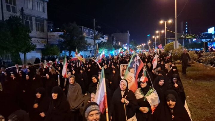 مهرگان در قاب وحدت؛ مردم برای نودونهمین شب گرد هم آمدند