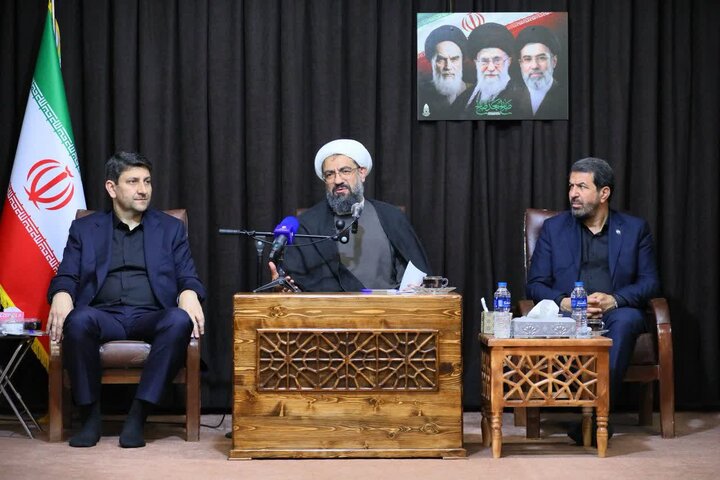 وزیر ارتباطات با نماینده ولی‌فقیه در استان همدان دیدار کرد
