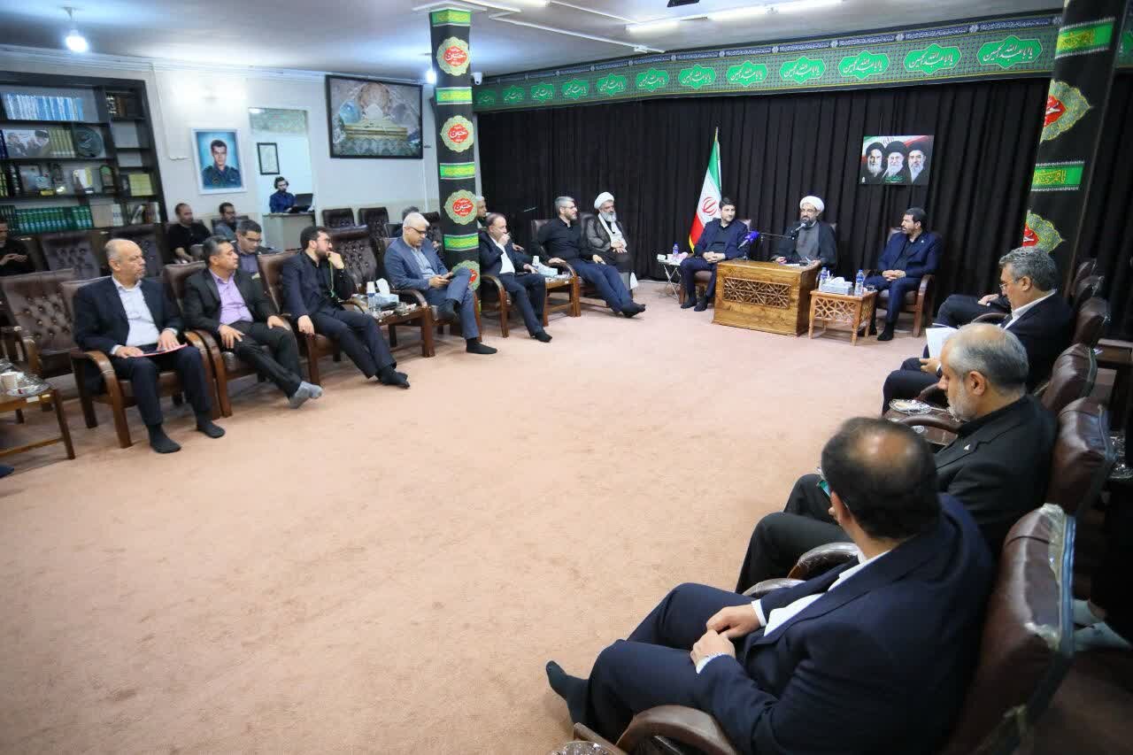 وزیر ارتباطات با نماینده ولی‌فقیه در استان همدان دیدار کرد