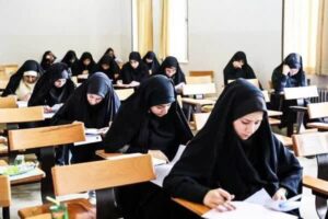 پذیرش طلاب در حوزه علمیه خواهران چهارمحال و بختیاری ادامه دارد