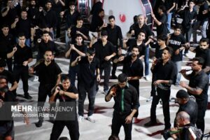 چابهار در سوگ اباعبدالله الحسین و رهبر شهید