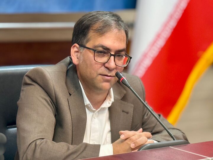 کشف عرضه خارج از شبکه ۶۵۶ تُن پلی‌اتیلن در فارس