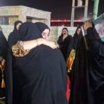 گزارش مهر از آیین بدرقه خانواده شهدای میناب برای سفر به نجف اشرف