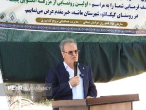 گل محمدی:کشاورزان پیشرو باید تجربه خود را به بهره‌برداران منتقل کنند