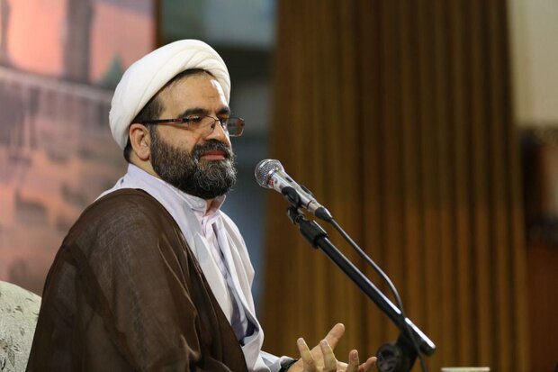 گناه، سرمایه محبت اهل‌بیت(ع) را از دل انسان می‌رباید