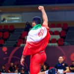 ۳ نشان طلا و یک نقره بر گردن کشتی‌گیران فارسی