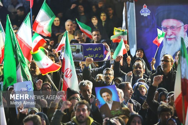 اجتماع صد و سی و هفتم از خونخواهی زنجانی‌ها در میدان