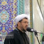 امام جمعه اسلامشهر: ایران برای دفاع از خود از هیچ تلاشی دریغ نمی‌کند