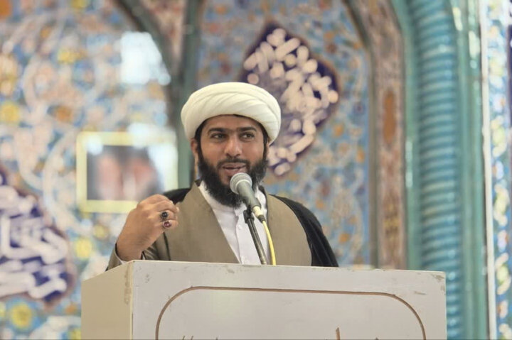 امام جمعه جاسک: جمهوری اسلامی ایران در برابر تجاوز دشمن تسلیم نمی‌شود